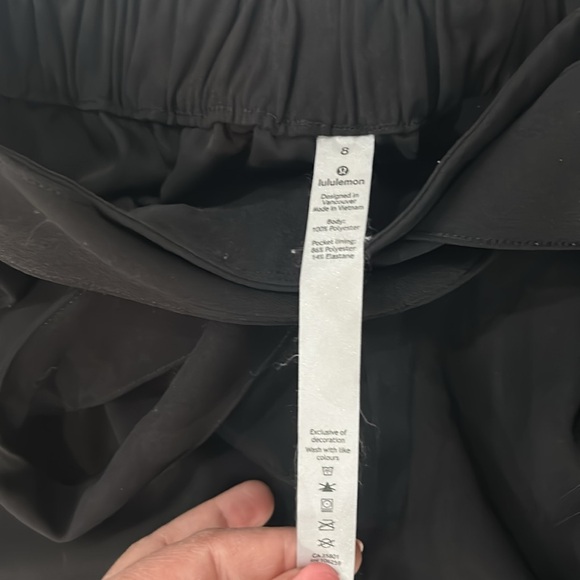 Excellent condition lululemon wide leg trousers size 8 - Picture 4 of 7